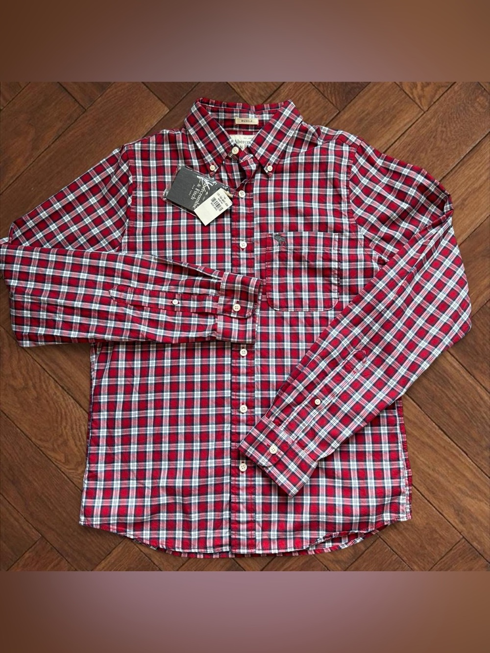 Abercrombie & Fitch Men's Large Red Plaid Muscle Fit Button-Down Shirt NWT